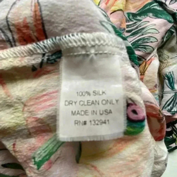 AMANDA UPRICHARD Women's Off Shoulder Ruffle Silk Blouse Tropical Birds Size M - Picture 8 of 11